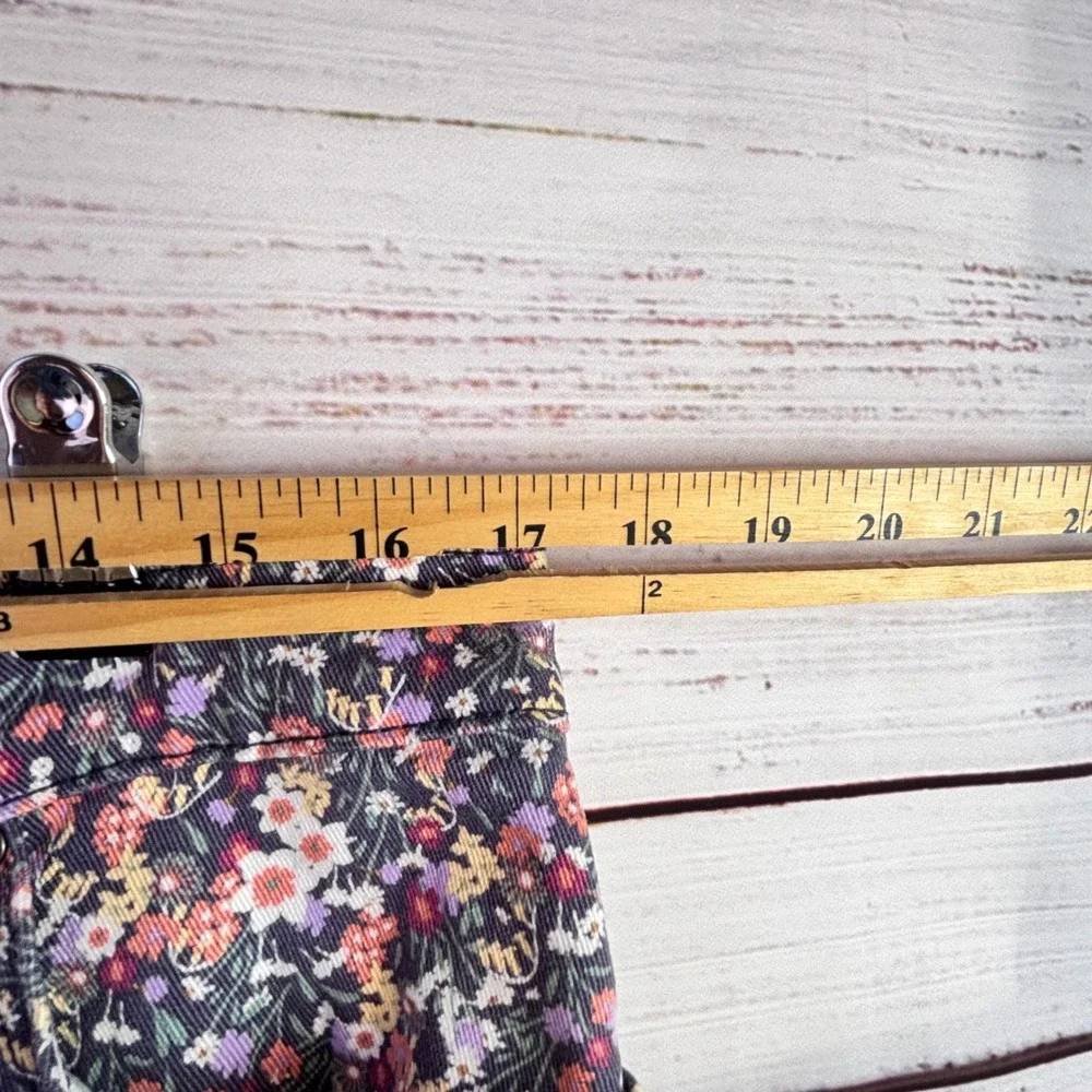 Vintage Maximalist Ditsy Floral‎ Denim Shorts 16 Purple Stretch Cotton Cottage